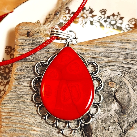 Esquisite, Vivid Red, Teardrop-Shape Fossil Coral Pendnt. Has A Victorian-Style - Picture 5 of 6